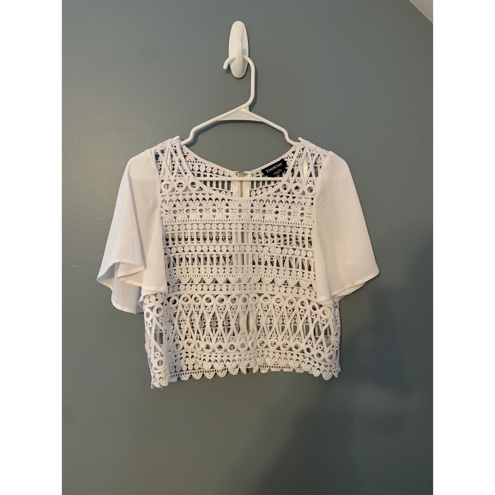 bebe White Cut Out Crop‎ Top with Gold Zipper, Size XS